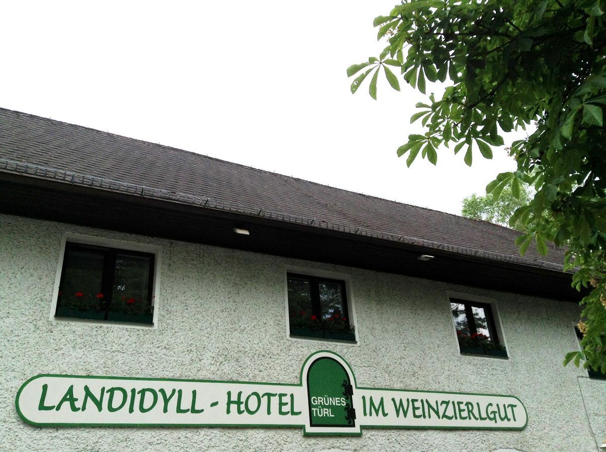 Hotel Gruenes Tuerl Bad Schallerbach Exterior foto
